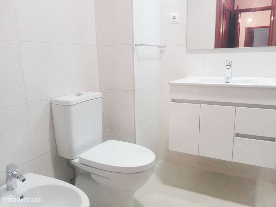 Apartamento T2 em Coimbra (Celas)
