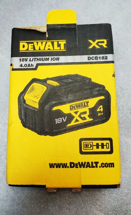 Акумуляторна батарея  DeWALT, 18 В , 4Ah