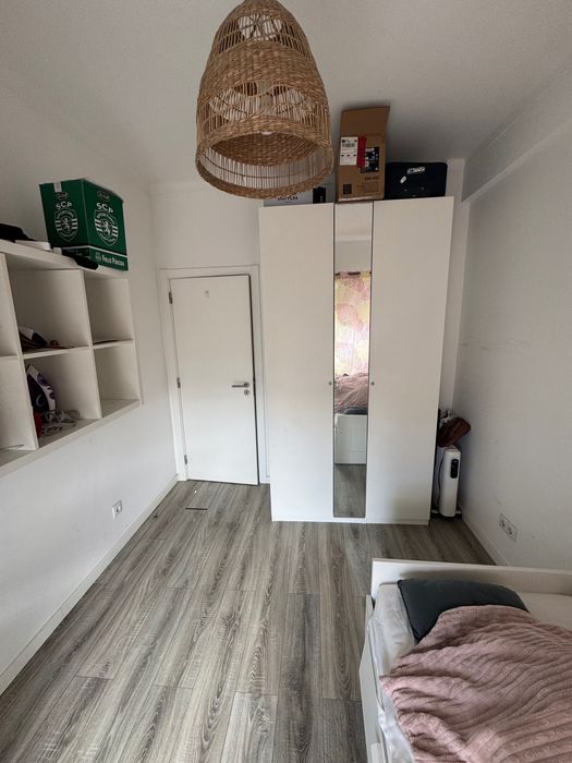 Quarto em casa partilhada
