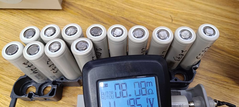 Акумулятор високотоковий Samsung INR21700-30T 3000 mAh - 35А