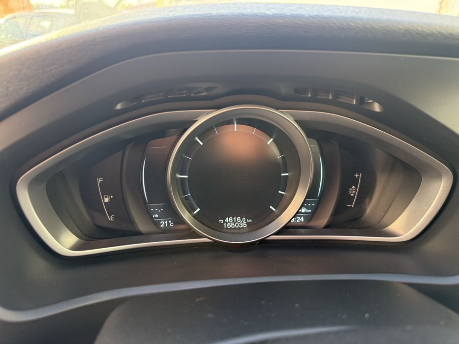 Volvo V40 R-Design
