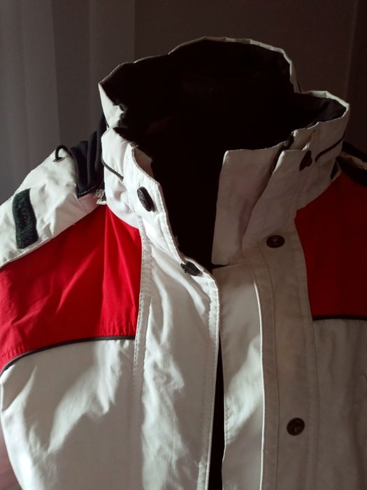 Kurtka damska zimowa 40 iguana bialo.czerwona