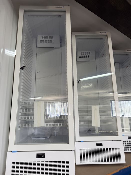 Vitrines  Verticais NOVAS Várias  Fazemos intalação