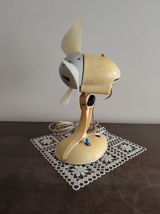 Wentylator wiatrak biurkowy w stylu loft, z lat 70, sprawny CCCP PRL