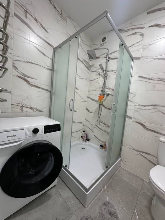 Оренда.1км.квартири. Довженка-58 поряд парку та озера