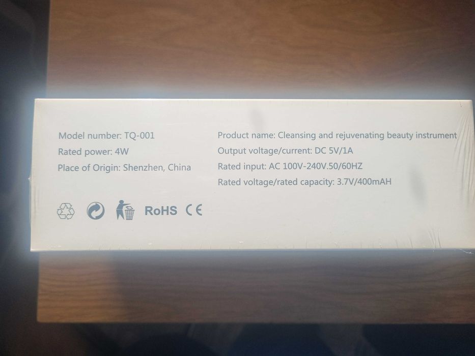 Máquina de limpeza e de rejuvenescimento de beleza CAIXA SELADA