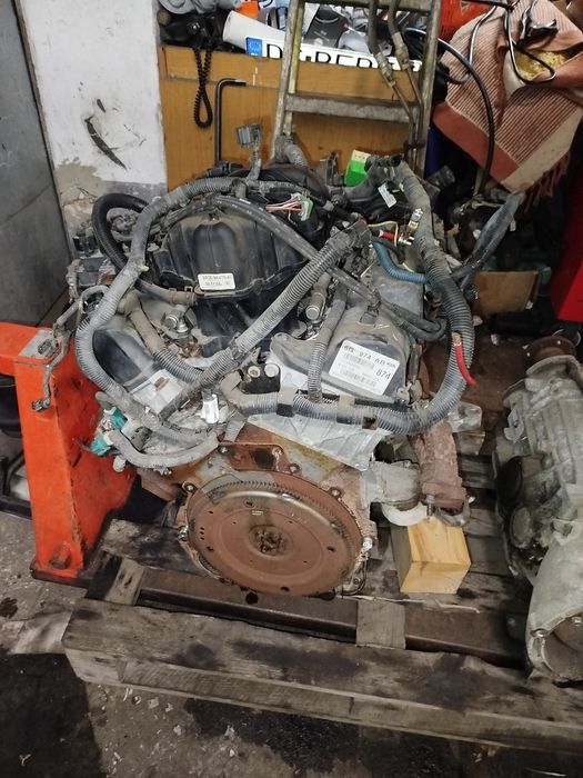 Mustang V 05-10 4.0 v6 - silnik części silnika głowica miska blok wal