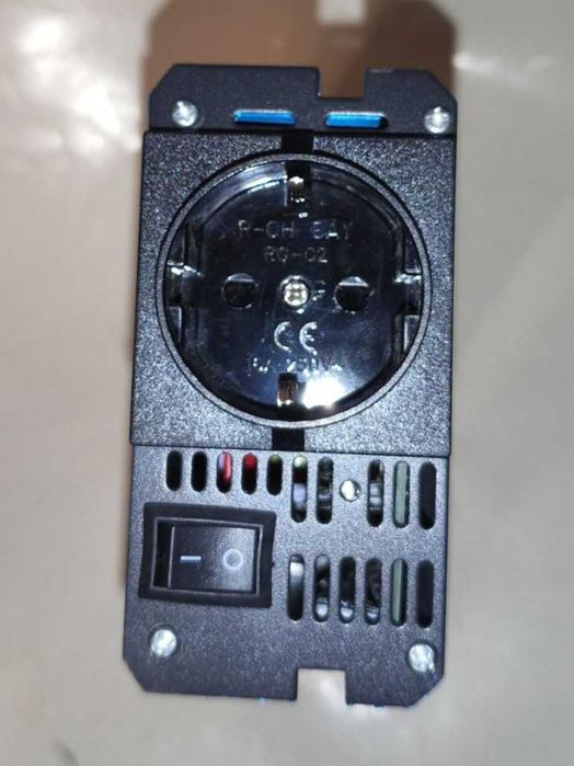 Оригінальні інвертори 12/220 Tataliken 3000Вт ЄВРОрозетка Чистий синус