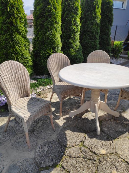 Meble ogrodowe z drzewa