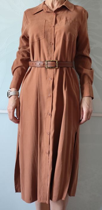 Коричневое платье-рубашка длины миди.р.44-46 (S-M)