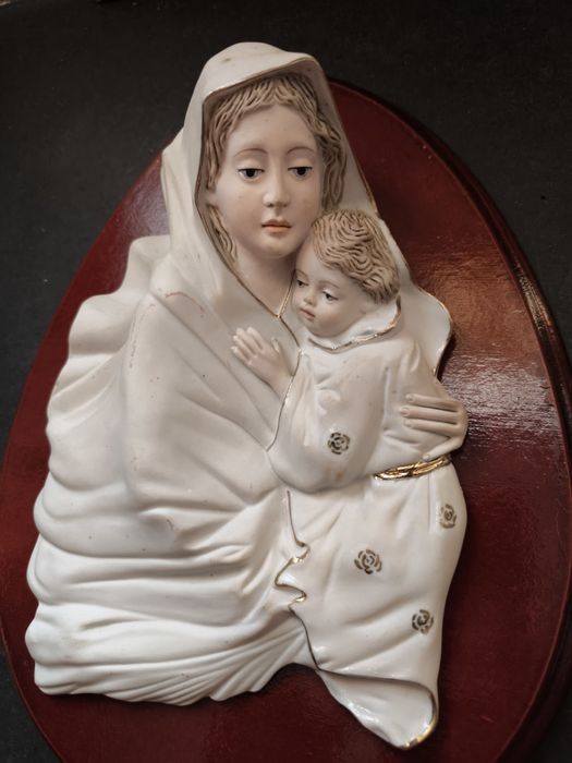 Quadro em Cerâmica e Madeira Virgem Maria c/Menino.