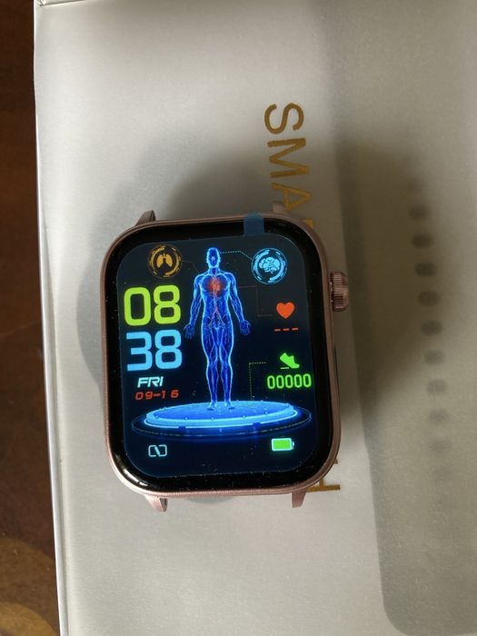 Smart Watch -  feminino - c/aplicações p/a saúde.