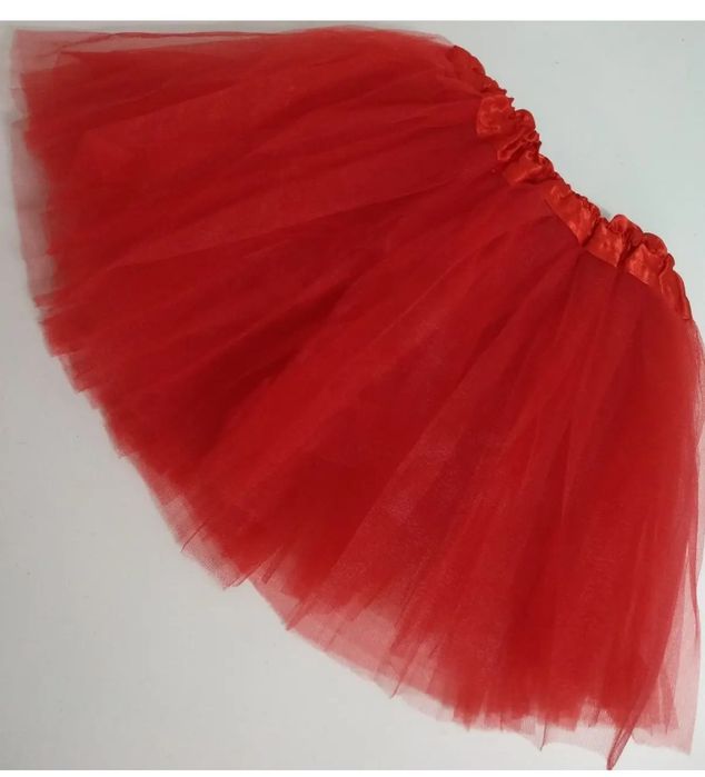 Для танців спідниця пишна