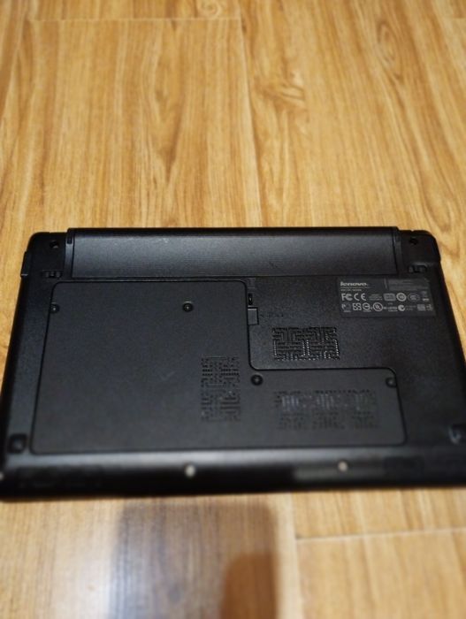 Нетбук Lenovo S10-3