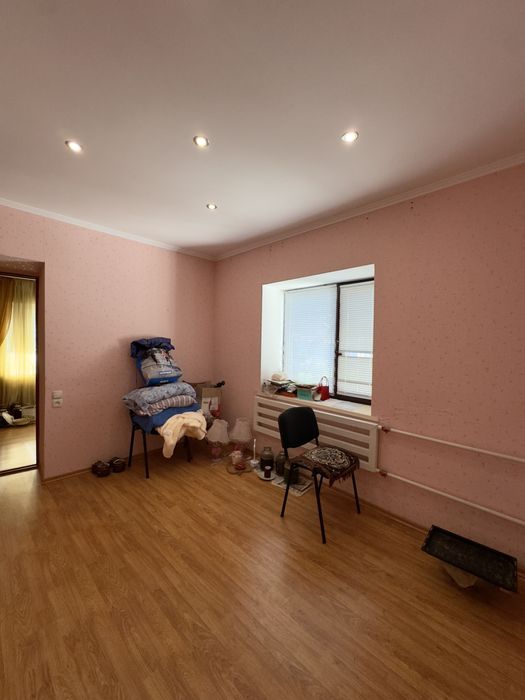 Дом с ремонтом, р-н Большой Таврии