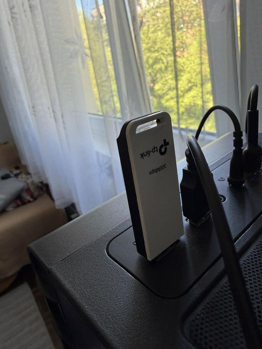 Sprzedam w pełni sprawny zestaw komputerowy (komputer + monitor)