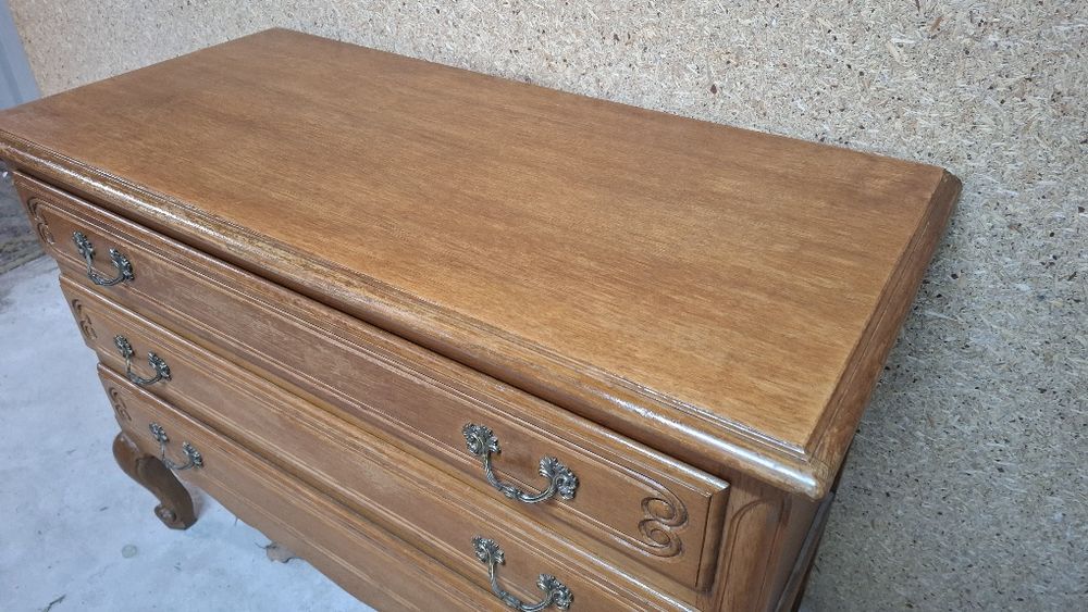 Komoda ludwikowska z szufladami