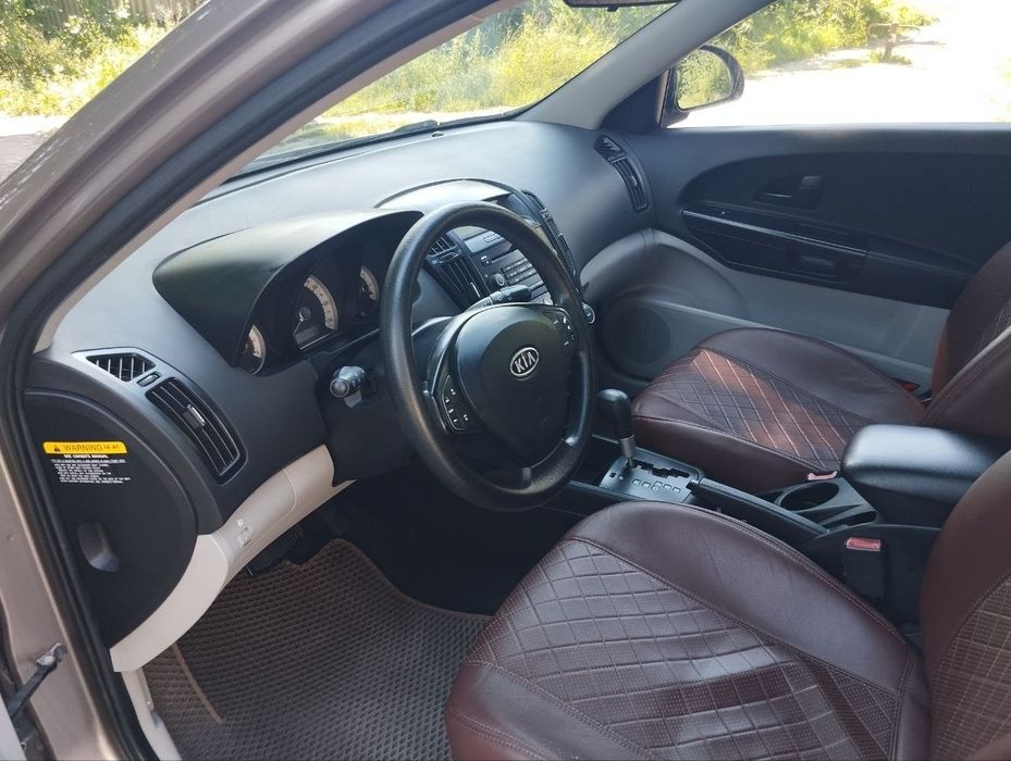 Продам Киа Сид 1,6- автомат