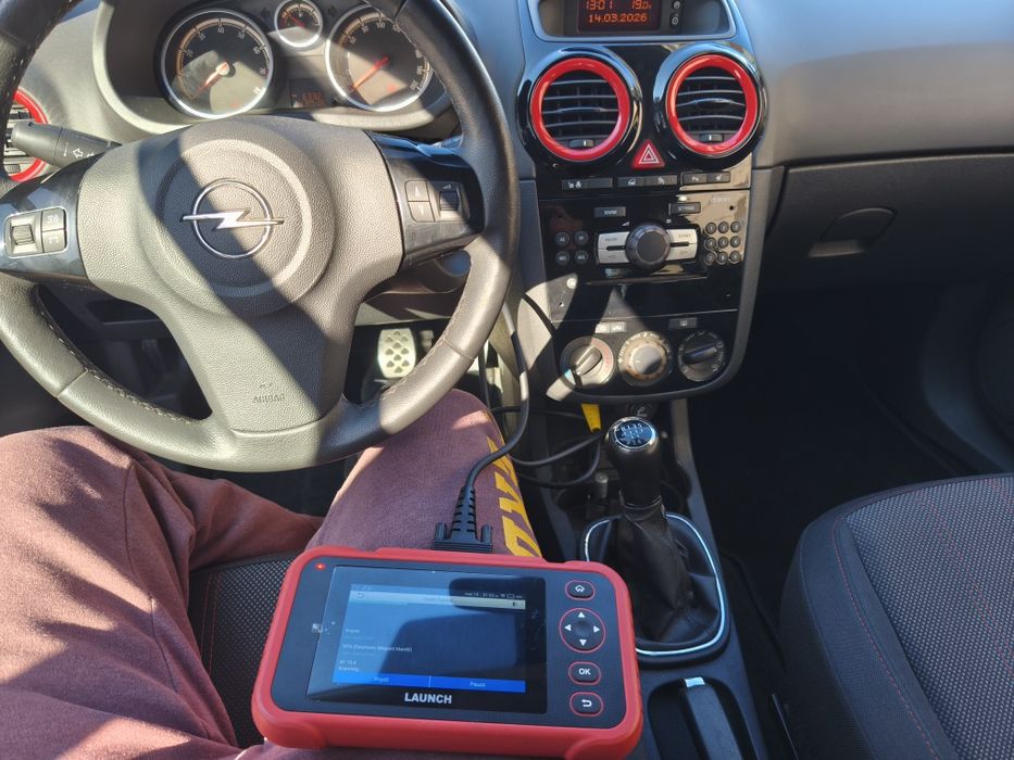 Diagnostyka komputerowa*Kasowanie i odczyt błędów* Adaptację*Reset itp