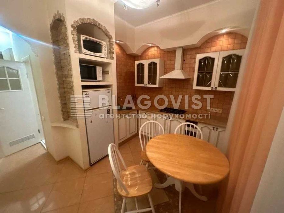 Продаж 1-к квартири 46,6.м.кв. ЦЕНТР, Оперний театр! Володимирська, 37