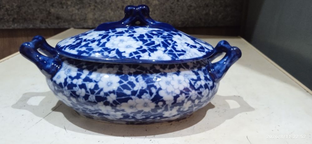 Várias peças decoração terrinas ,jarrões bule