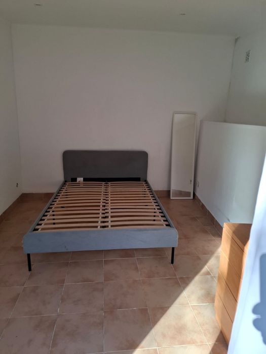 Casa terrea- T1 c/jardim