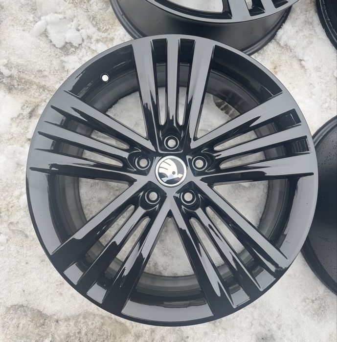 Skoda R18 диски оригінальні