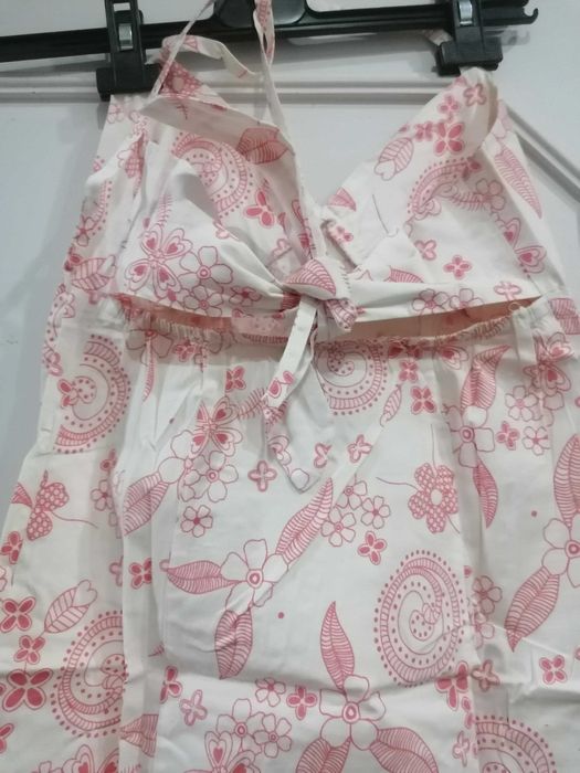 Vestido branco e rosa Quebramar