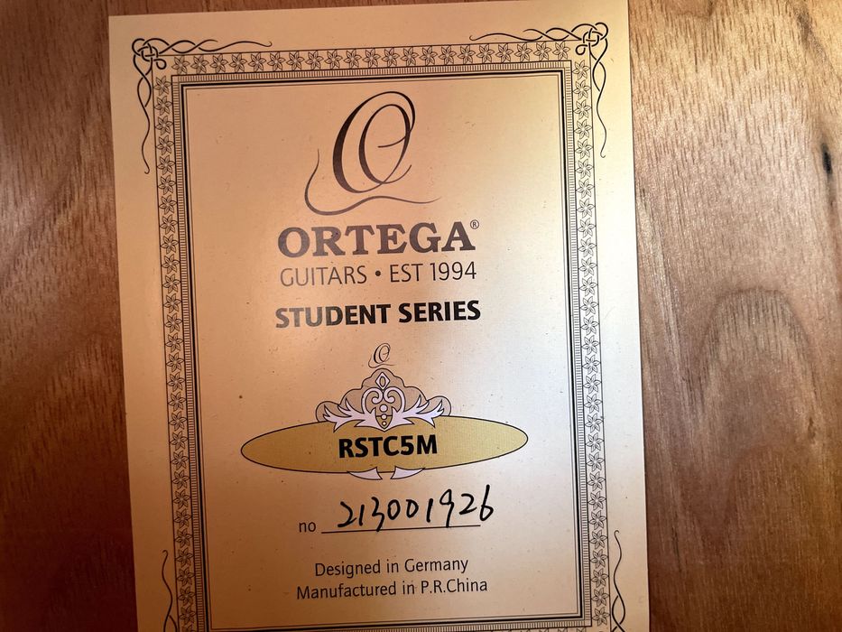 Guitarra ORTEGA 4/4 RSTC5M