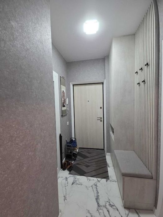 Красивая 1к.квартира с новым ремонтом на Сахарова+гараж