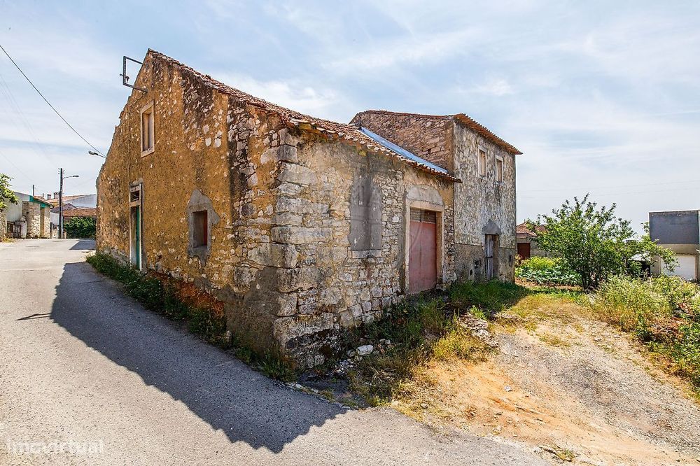 Moradia T0 para venda