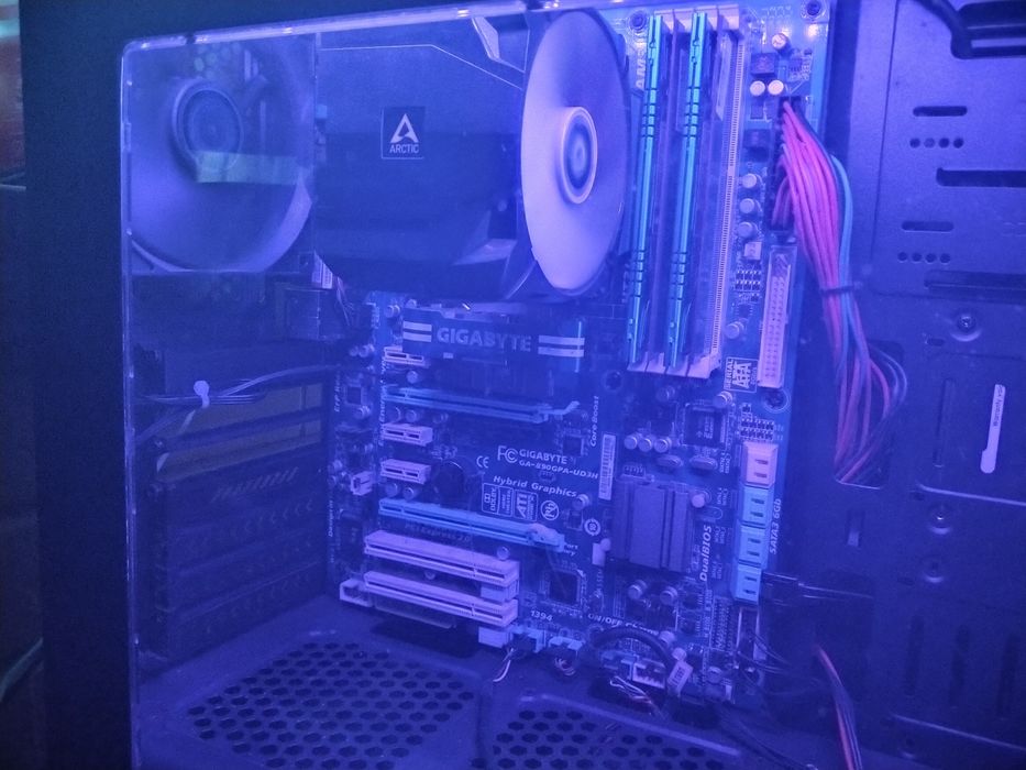 Torre i5 1 tb 16 RAM