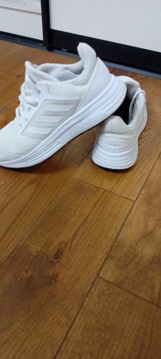 Кросівки  Adidas розмір 42