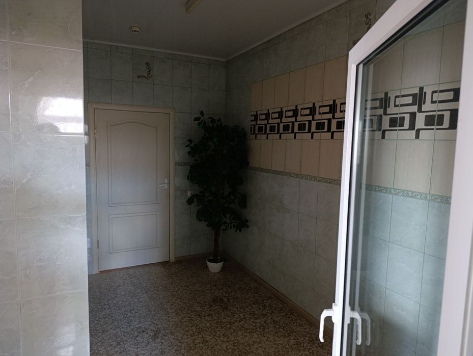 Продам нерухомість