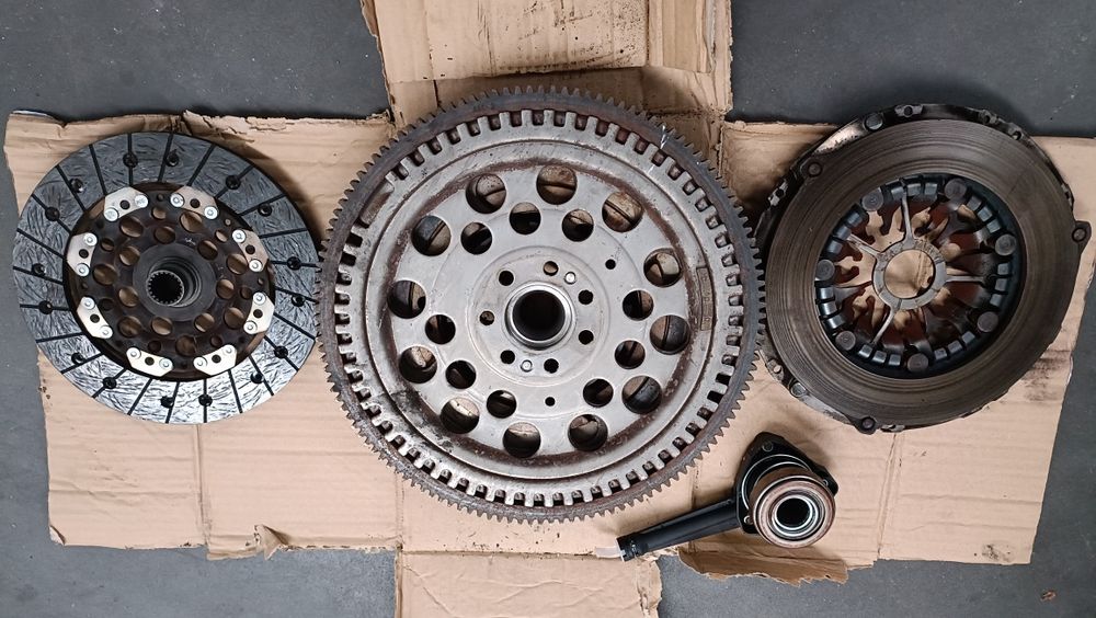 Renault Laguna 2.2dci Kit embraiagem dmf luk 600.0078.00