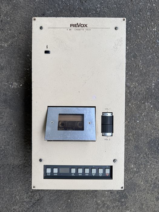 Studer Revox E88 Odtwarzacz kaset magnetofon