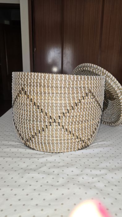 Cesto de decoração  e guardar objectos