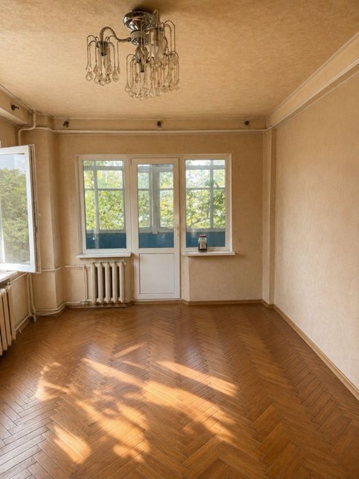 Продам 1к квартиру 30.4 м² на Одесской, ул. Киргизская 9Е. 2/3 эт. Торг!