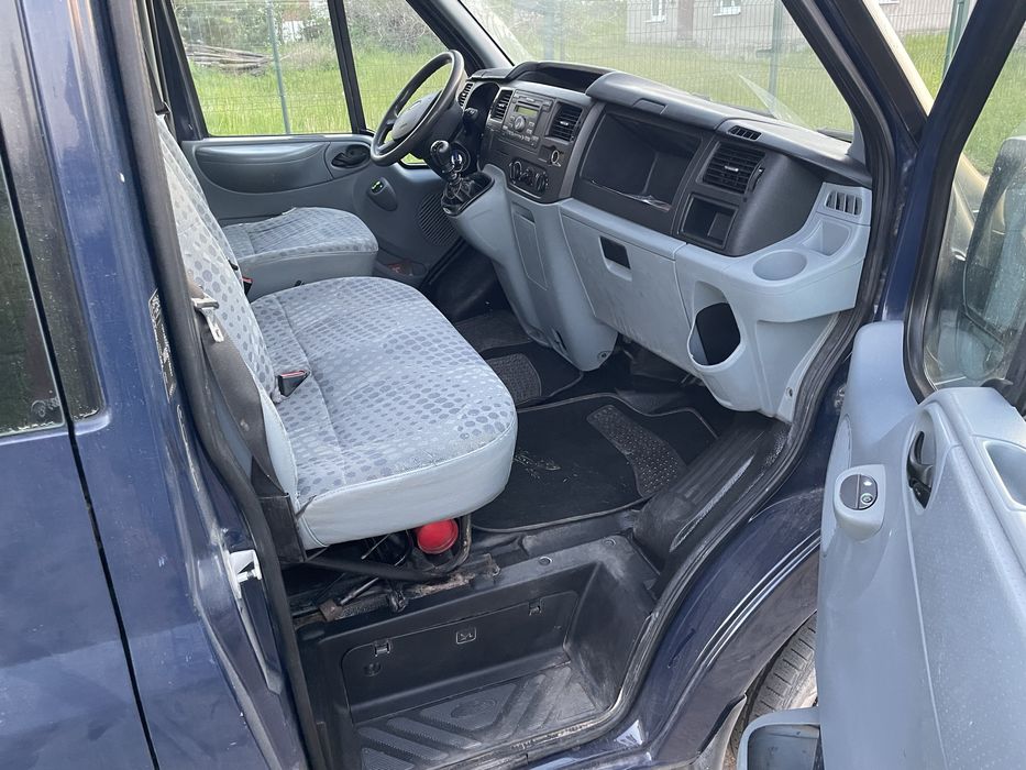 Ford Transit - brygadowka 6-osob