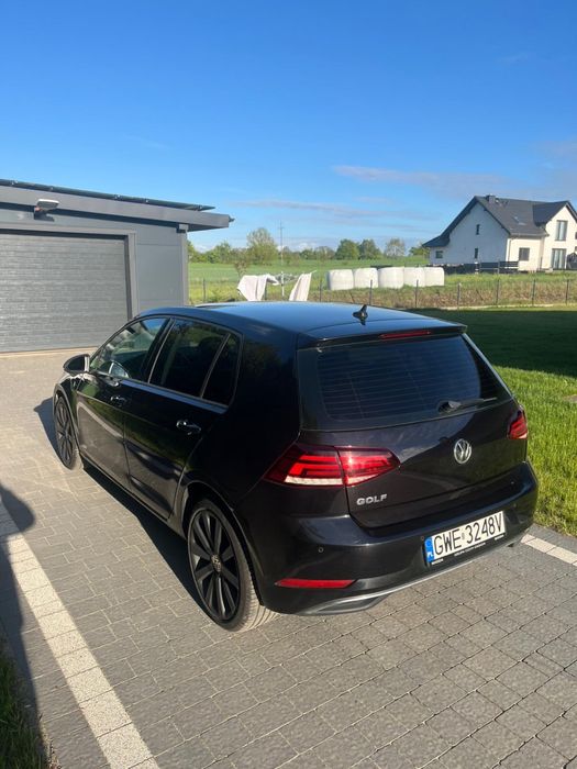 Volkswagen Golf VII