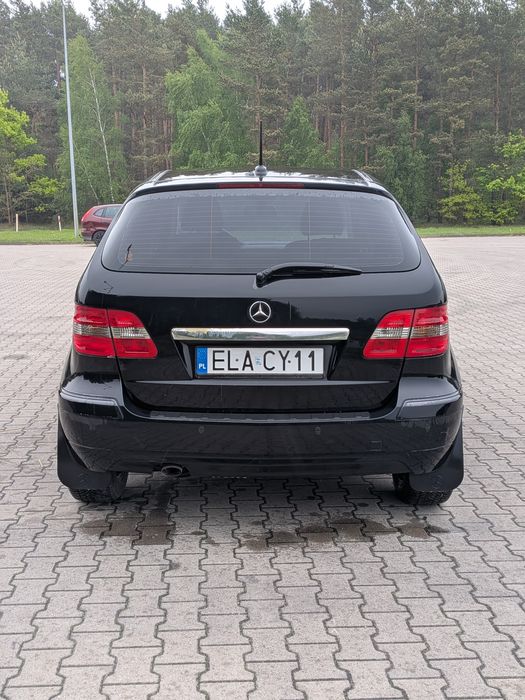 Sprzedam samochód osobowy Mercedes Benz B klasa 180