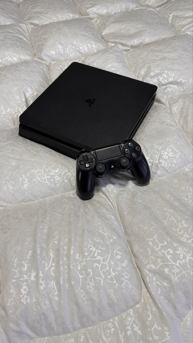 PlayStation 4 Slim 1TB — відмінний стан