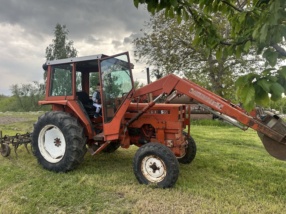 Продам    Трактор