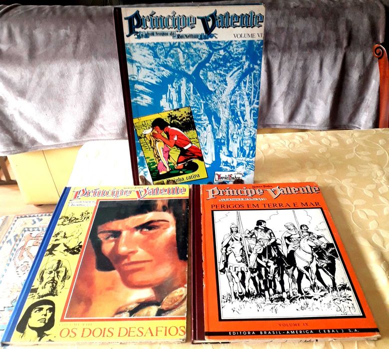 Livros de BD - Harold Foster - Príncipe Valente (Álbuns da EBAL)