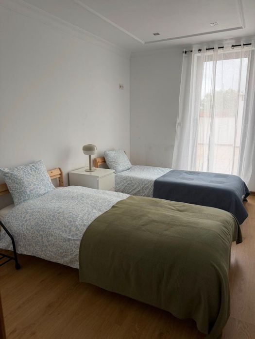 Quarto para alugar baixa da banheira
