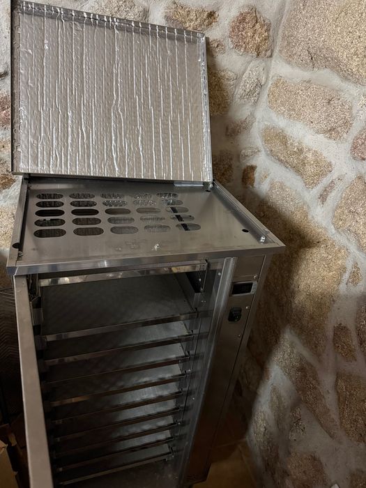 Alças, secador de pólen, capta pólen e alças usadas