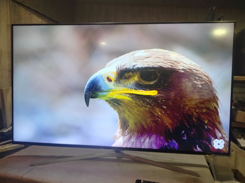 Телевізор Hisense 55” 4K Smart TV ULED UHD Wi-Fi HDR