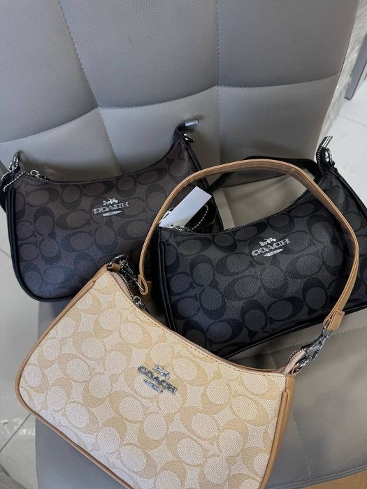 Сумка coach жіноча багет