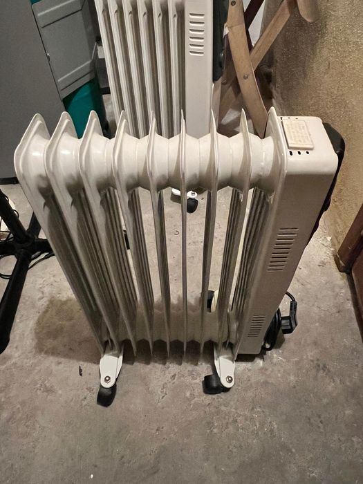 Aquecedor a Óleo FLAMA 2361FL bom estado