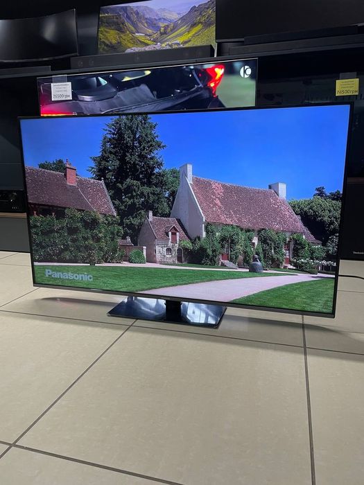 Panasonic TX-55HXW704. Android TV.